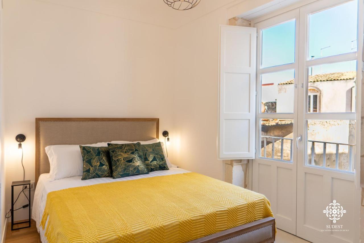 Residenza Dumah - Elegante Dimora In Centro Lejlighed Syracuse Eksteriør billede